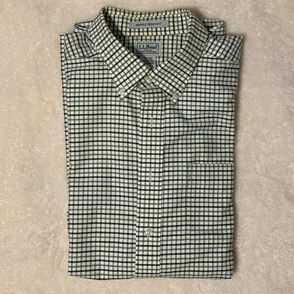 L.L. Bean Other - L.L.Bean Men’s Wrinkle Free Pinpoint Oxford cloth shirt, Traditional Fit